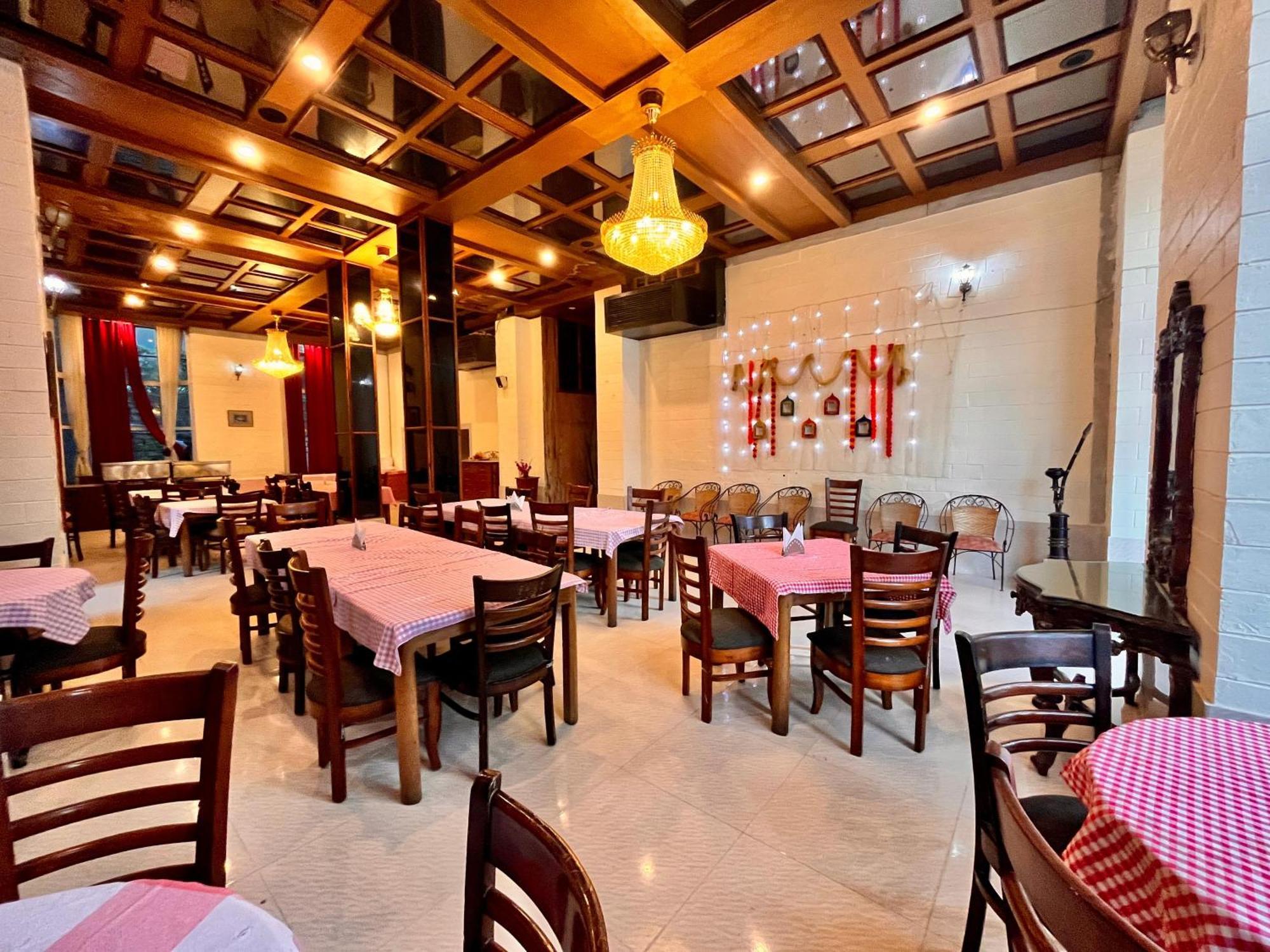 The Town House - Lavish & Luxury Near Mall Road Hotel Manali (Himachal Pradesh)